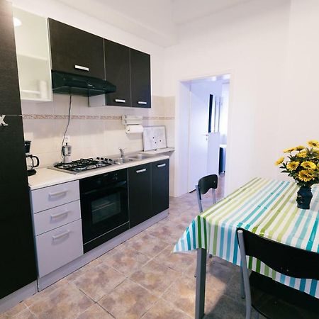 Street View Apartments Sibiu Exterior photo