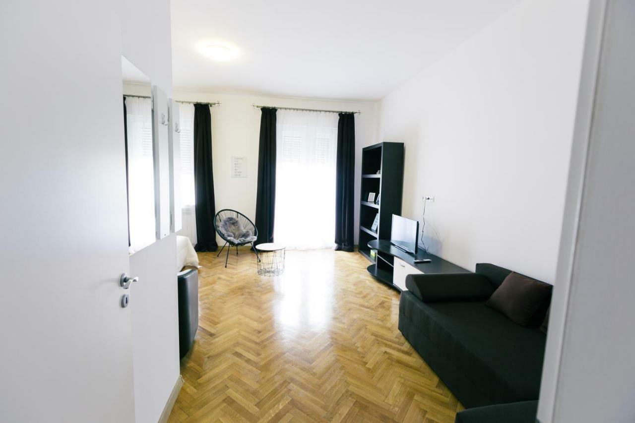Street View Apartments Sibiu Exterior photo