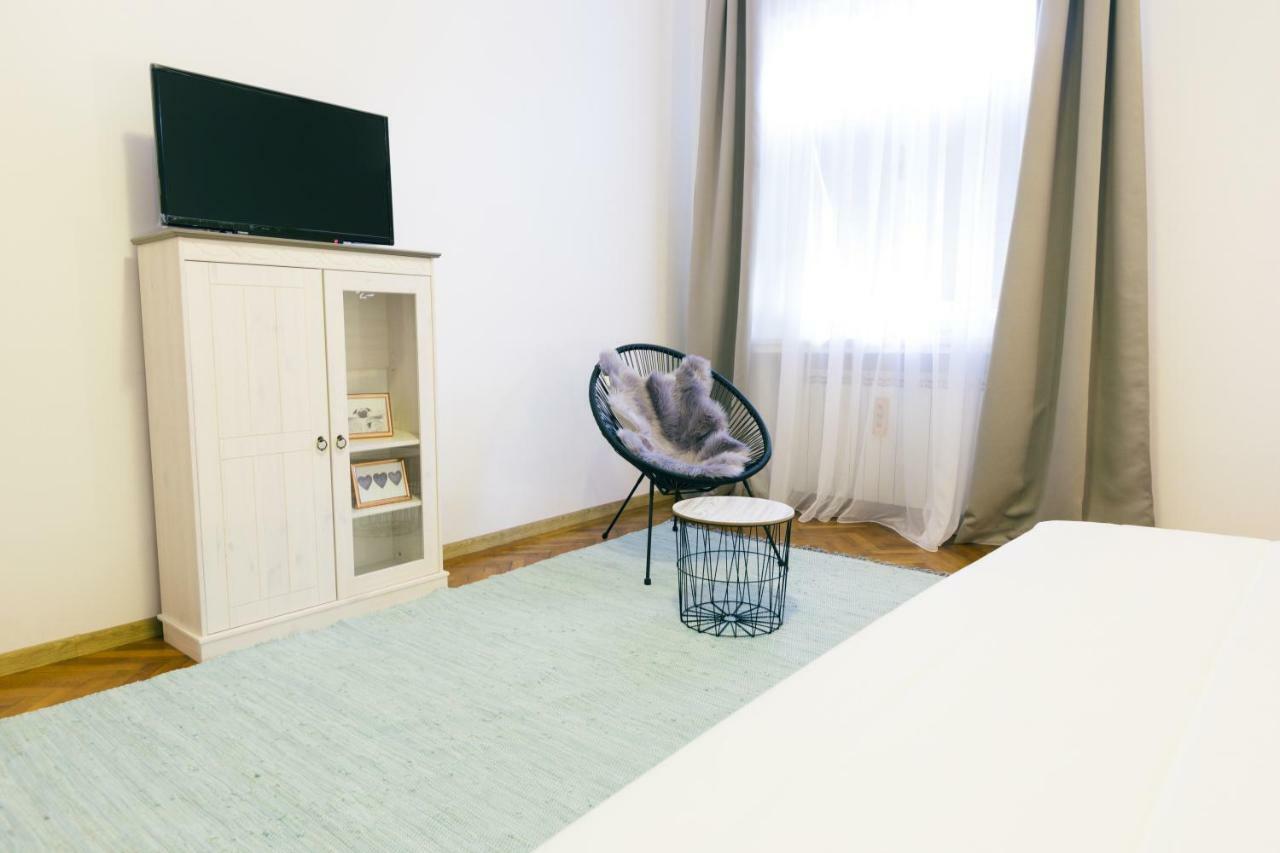 Street View Apartments Sibiu Exterior photo